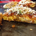 Momotarou - お好み焼きの断面