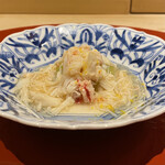 肉屋 雪月花 NAGOYA - 北海道毛蟹とチシャトウの餡かけ