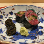 肉屋 雪月花 NAGOYA - 松阪牛ももと日間賀島のふぐの海苔巻き キャビア添え