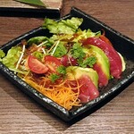 ●まぐろとアボカドサラダ