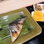 お魚定食 朝げ屋 - 塩サバ