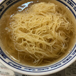 三茶酒家 香港バル213 - 海老ワンタン麺