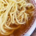 熊ッ子ラーメン善 - 醤油スープ　麺