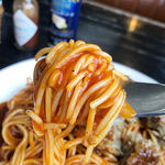 Tsu Ron - スパゲッティは細麺で、ソースはとろみの付いたトマトソース。酸味も効いて美味しい♪