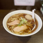 ラーメン 木曜日 - 煮干し正油、味付け玉子トッピング