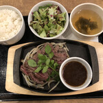 馬肉バル 跳ね馬 - 