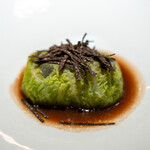 レストラン オオツ - 2021.12 メゾンミトー社フォアグラ ド カナールと黒トリュフのロールキャベツ仕立て