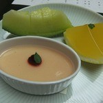 割烹旅館 若松 - メロン　パインのババロア　柑橘系のゼリー