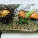 割烹旅館 若松 - 紅鮭酒焼き、雲丹チセ焼。下はいものピューレ