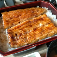 天然うなぎ しま村 - お重 特上 6050円税込、以下内税表記、養殖鰻だがフワフワで十二分に旨い