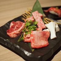 近江うし 焼肉 にくTATSU 青山本店 - 