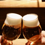 餃子とスパークリング バブルス - トリビーで乾杯〜♪