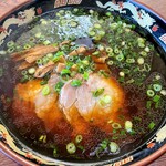 Aji No Shuuchakueki Jirochou - ラーメン650円 大盛100円