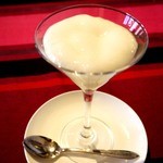 エサンス - キウイとシャンパーンのムース