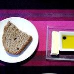 エサンス - パン　オリーブオイル＆バター