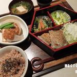 玄米はーもにぃ - 夜の１２００円の定食