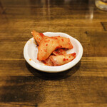 名古屋もつ焼き ひとすじ - 鶴橋のキムチ　甘みのある辛さが美味しかった！