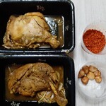 すき家 - ほろほろチキン300円、ガリガリファイヤー50円、フライドにんにく60円