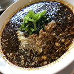 四川担担麺 蒼雲 - 香り味わい均整のとれまくった黒ゴマ担担麺、こちらも根強いファンの方が多いです(^ ^)