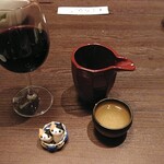 まぐろ亭 - 猫ちゃんとワインと日本酒