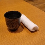 Soba To Sake Enishi - お茶&おしぼり