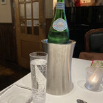 ウシマル - サンペレグリノ980円