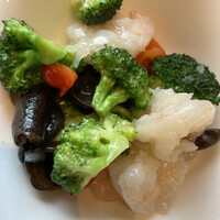 御膳房 銀座店 - 海老とブロッコリーの塩味の炒め物