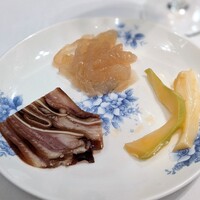 北京宮廷料理 涵梅舫 - 前菜の盛り合わせ