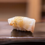 日本橋蛎殻町 すぎた - 真魚鰹の昆布締め