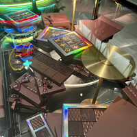 スガラボヴィー - 