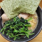 巓 - 並ラーメン＋のり・ほうれん草増し