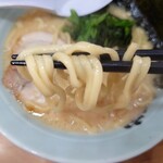 横浜家系ラーメン 魂心家 - 麺リフト