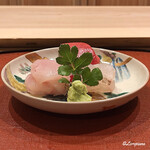 御料理 寺沢 - 天然とら河豚､本鮪 中トロ､寒鮃の造り