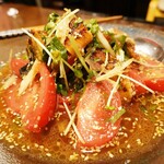 OKIRAKU - トマトとウナギのサラダ！