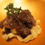 フロリレージュ - カレーうどんと呼ぶべからず（笑） 秋川牛のスパイシー煮込み、自家製のヌイユと1