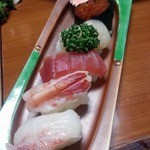 Izakaya Sakuzou - お寿司