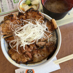 十勝豚丼 いっぴん - 料理写真:豚丼とみそ汁 1000円