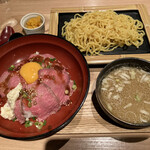 YOSHIMI KITCHEN - ロースビーフ丼&札幌つけめん1,380円