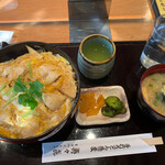 Teuchi Suzuki - 親子丼（1050円）