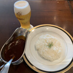 Emu Shikafe - ビーフプレミアム早矢仕ライスとエビスビール