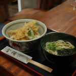 Tachibana ya - 穴子天丼+サービスうどん