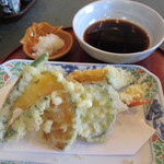 Yabukou - 天婦羅は勿論揚げたて野菜と海老の天婦羅の盛り合わせです。
                       