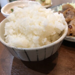 家庭料理居酒屋 よってって - 気前良すぎな盛り！