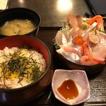 軍ちゃん - 海鮮丼（上）　１６５０円（税込）