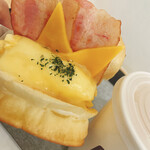 Dali Toast&Sand Delicatessen - 