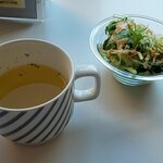 喫茶 マロン - カップスープとサラダ（2021.11）