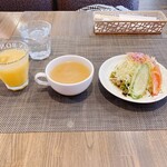 アンサナ - サラダとスープ　ドリンク