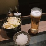 炭火焼鳥串道 - お通し/生ビール(一口グラス)