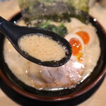 Matsuda ya - 醤油ラーメンのスープ