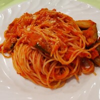 オステリア ガウダンテ 大阪駅前第4ビル店 - 野菜のトマトソースパスタ